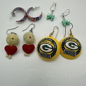 Costume Jewelry Earrings Lot Flowers Bows Green Bay Packers Felt Hearts Bows
